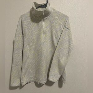 Columbia Women’s Quarter Zip Up lightweight Fleece in White and Striped Yellow
